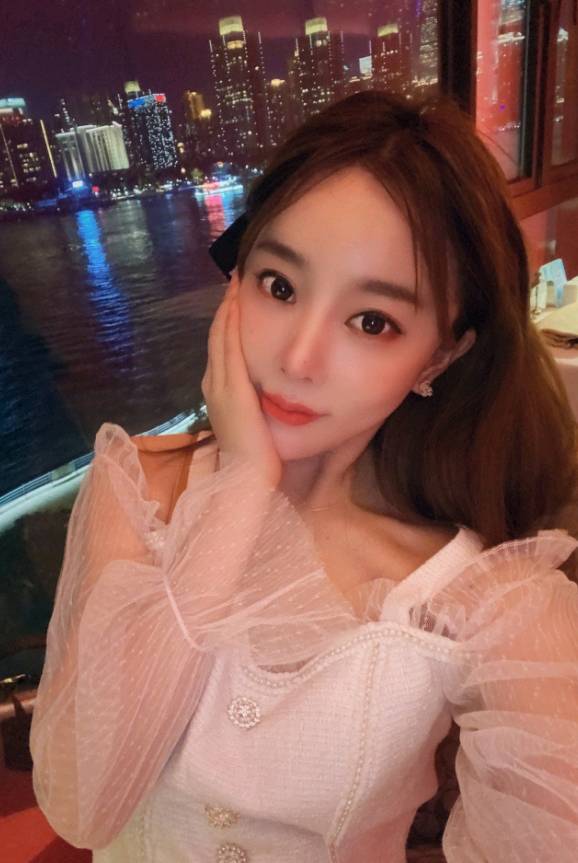 移动炮场马路女神